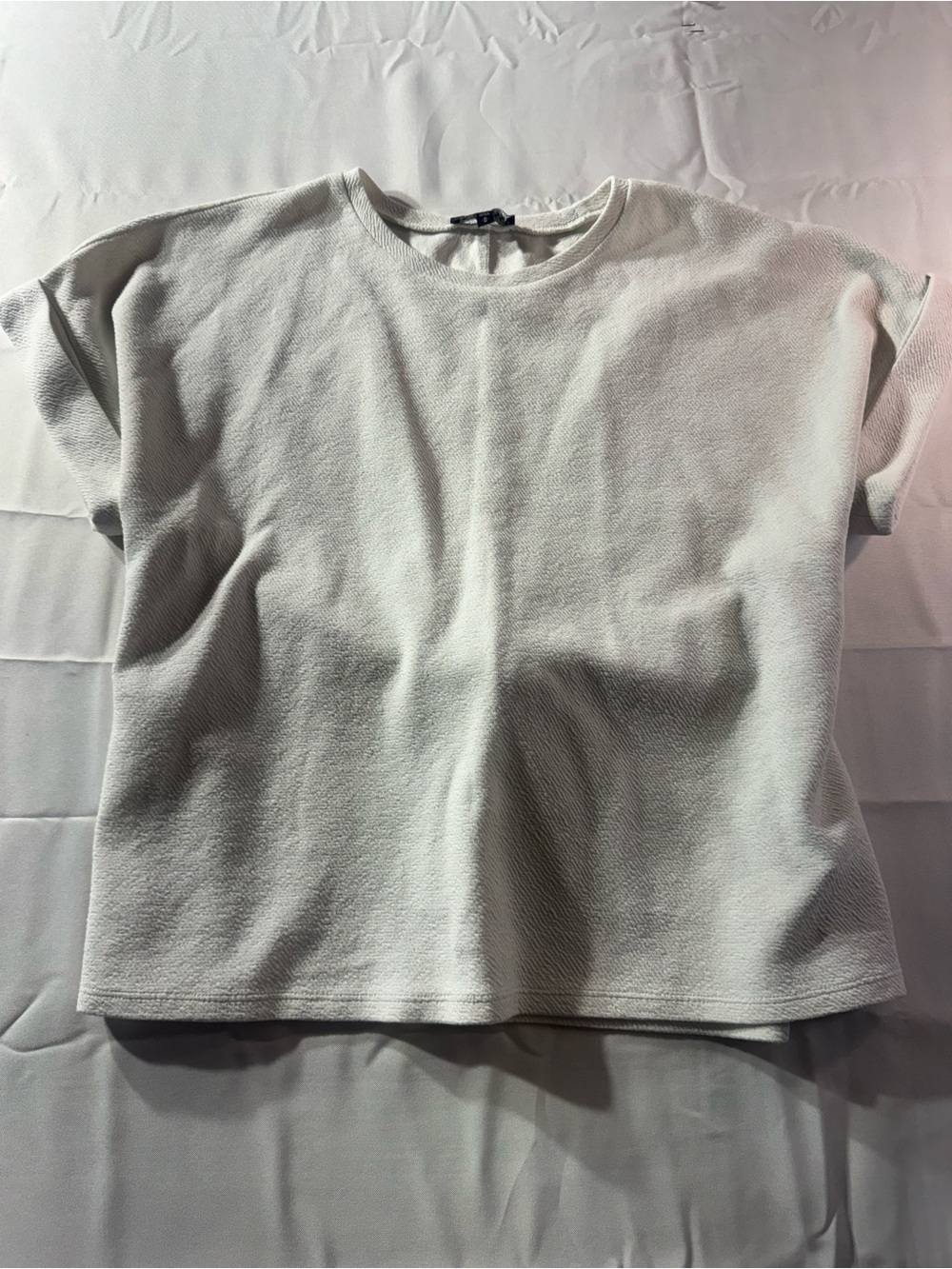 Express Medium White Crewneck Short Sleeve Tee